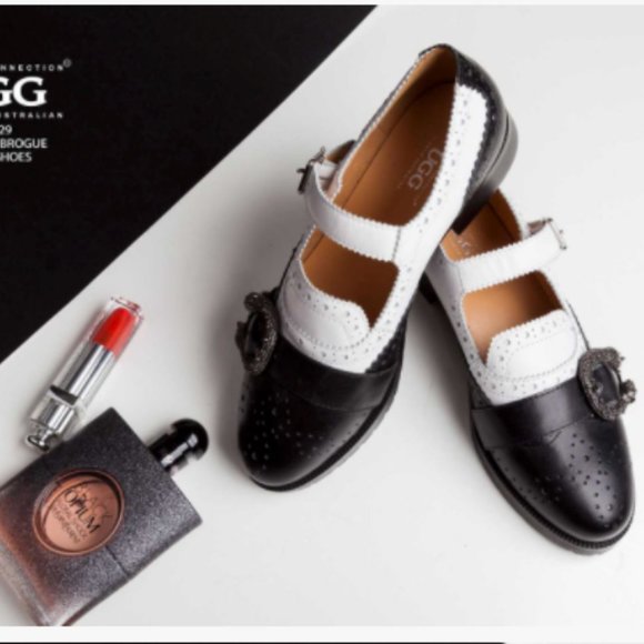 BNWT UGG Leather OZWEAR MILA BROGUE MONK shoes - Picture 3 of 9